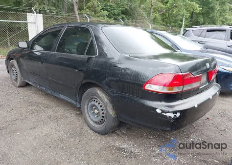 2001 Honda Accord 2.3 Lx из США, поврежденный, VIN 1HGCG66511A078041